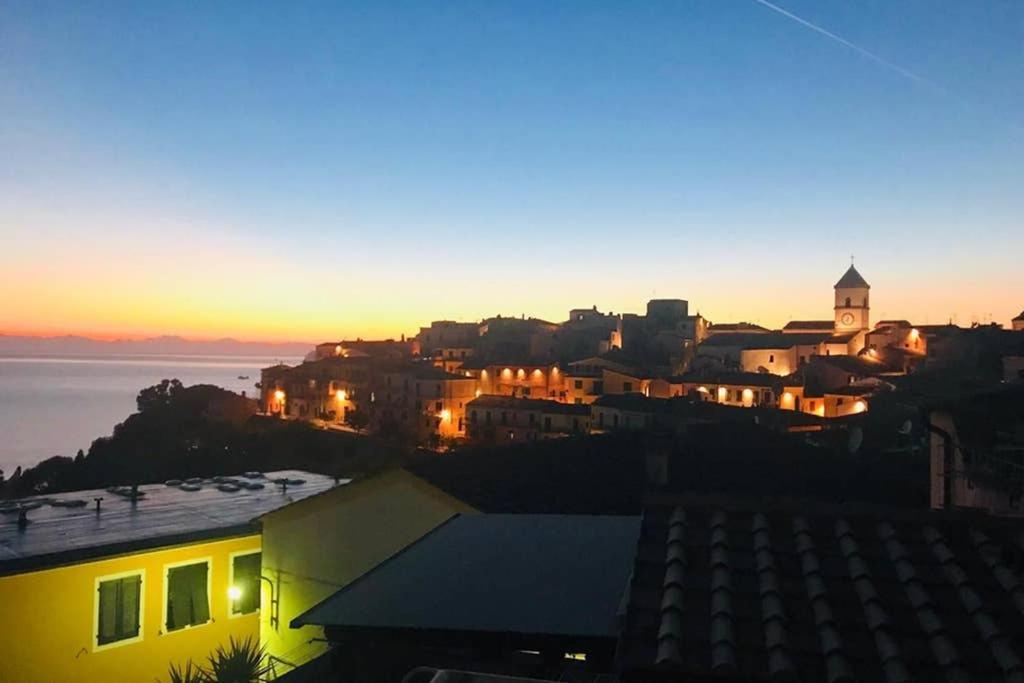 Il Balcone Su Montecristo, Bike Friendly - Goelba Lägenhet Capoliveri  Exteriör bild
